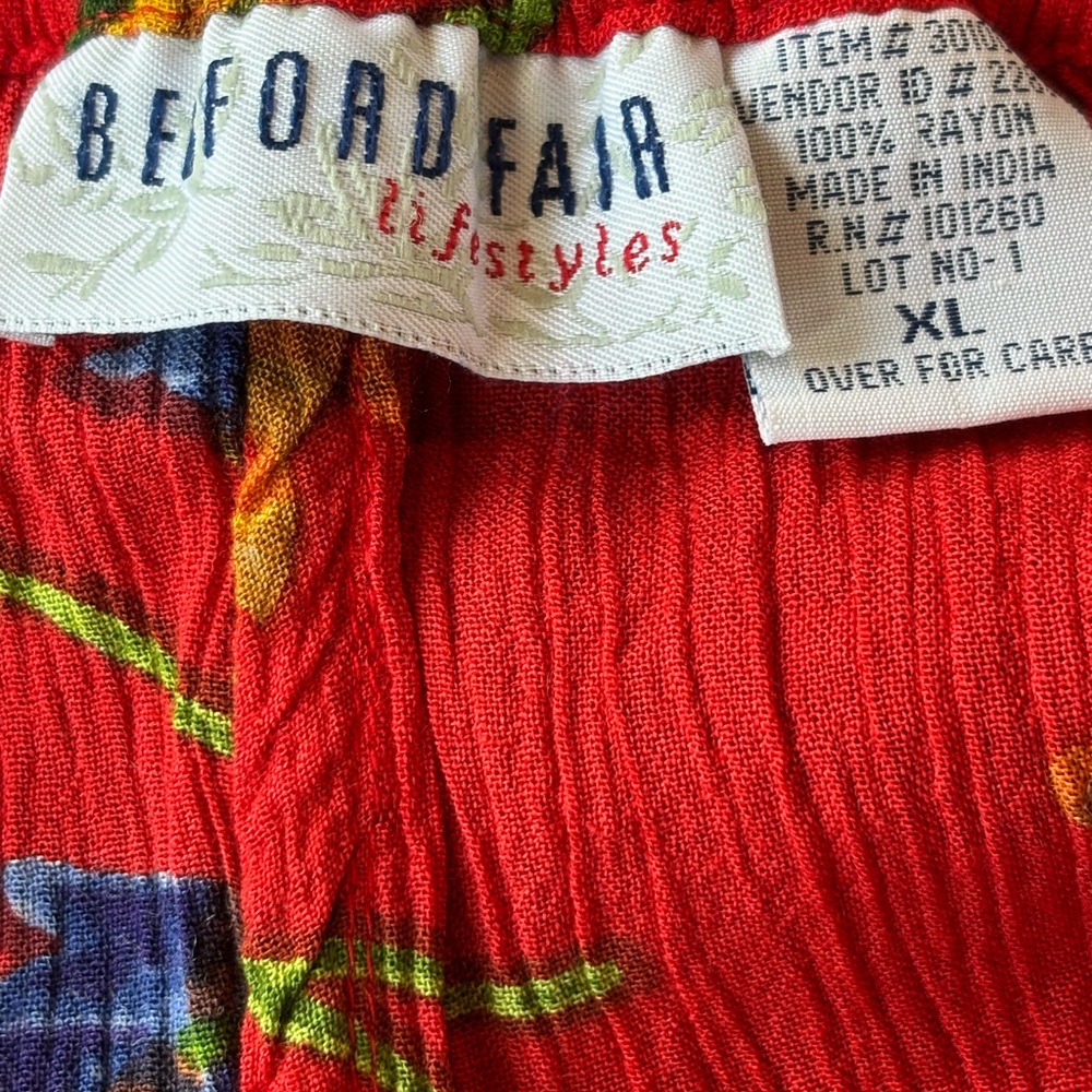 Bedford Fair Red Floral Cropped Pants XL Vintage Crinkle Capris - Picture 3 of 7